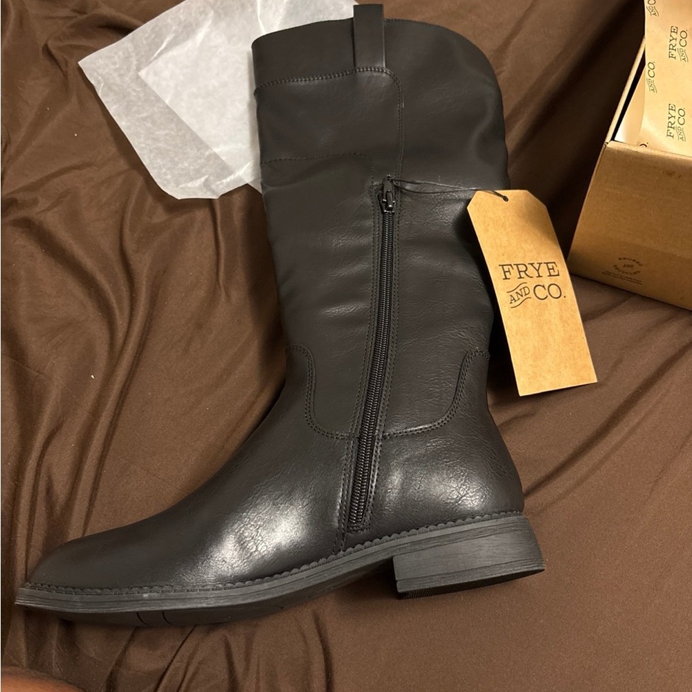 FRYE AND CO. Black Leather Riding Boots